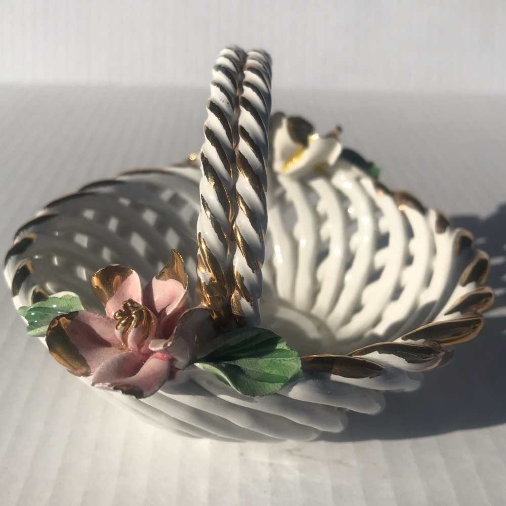 Porcelain Basket With Applied Flowers And Gold Details Vintage